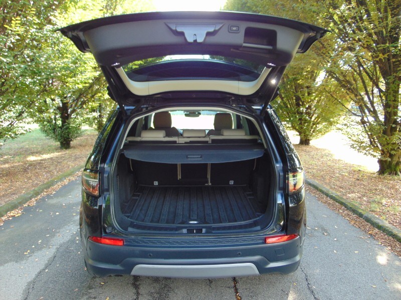 LAND ROVER Discovery Sport Discovery Sport 2.0D I4-L.Flw 150 CV AWD Auto SE