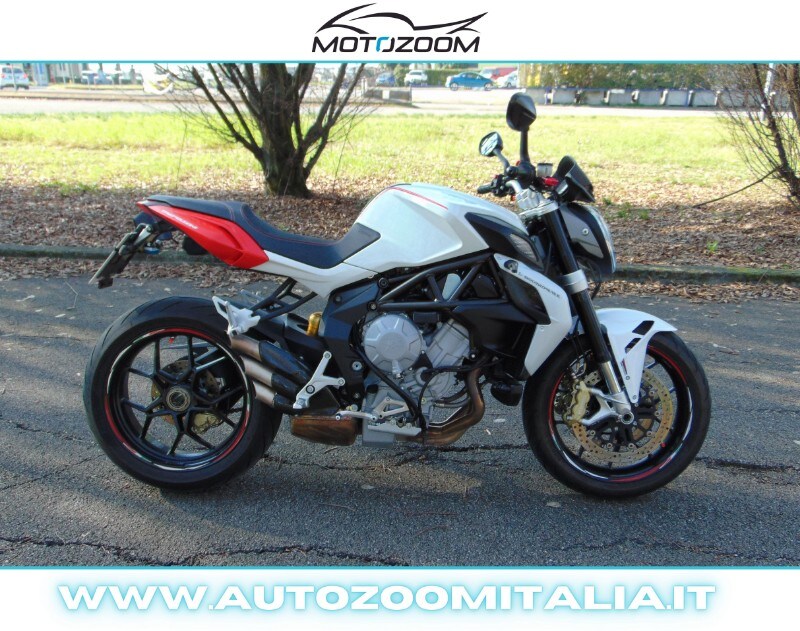 Foto MV Agusta Brutale 800